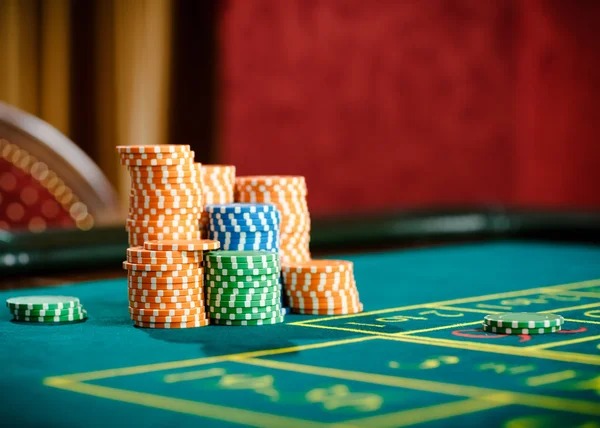 hylos Recently Played dashboard showing recently accessed casino games and live tables
